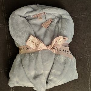 Victoria's Secret robe brand new!!!